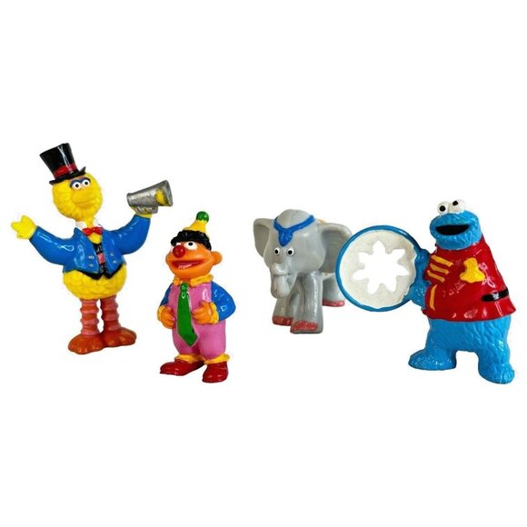 Vintage 1993 Sesame Street Circus Cookie Monster Big Bird Ernie Elephant Figures - Picture 1 of 12